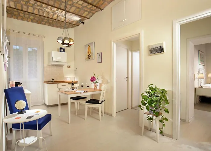 La Casina Vaticana By Remember רומא